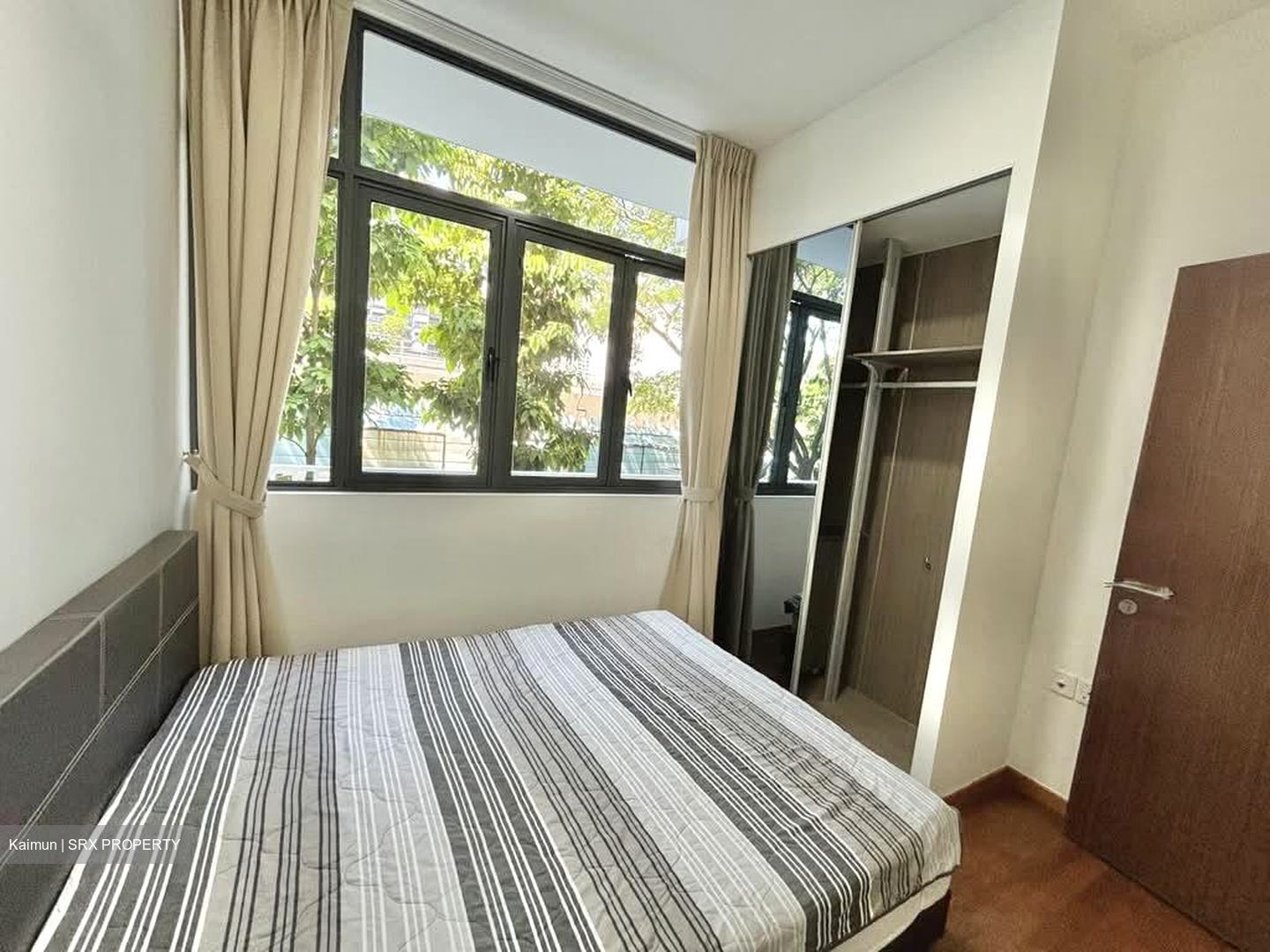 Urban Vista (D16), Condominium #558010261